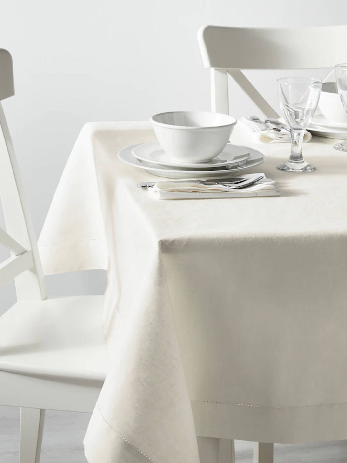 Inspiration pour une table de luxe chez Ikea (Courtesy/Ikea)