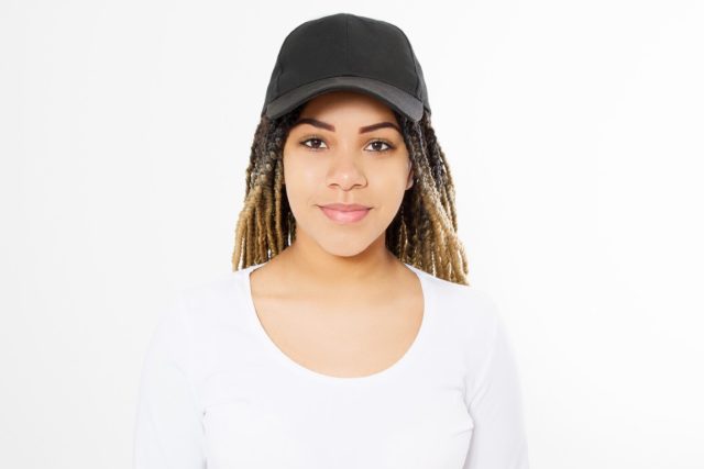 Comment choisir la casquette qui sublimera son visage ? Une Dive Guide pour s'y retrouver