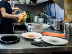Restauration professionnelle : cette solution automatique permet de réduire jusqu’à 25 % la consommation de détergent Restauration professionnelle cette solution automatique permet de réduire jusqu'à 25 % la consommation de détergent