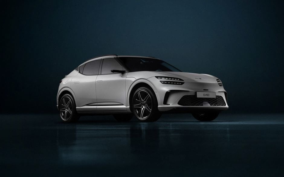Assemblage industriel d’un SUV électrique avec batterie haute tension intégrée