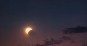 Éclipse du 12 août 2026 : pourquoi le soleil va-t-il disparaître ce soir ? Éclipse Solaire 12 Août 2026