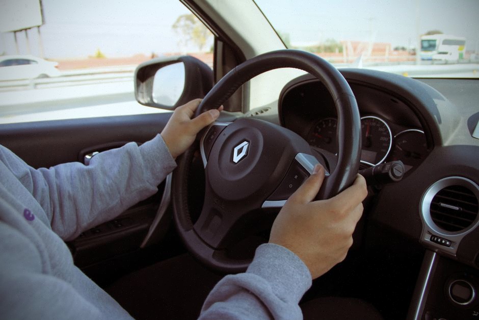 Contrôle routier contre le téléphone au volant en France
